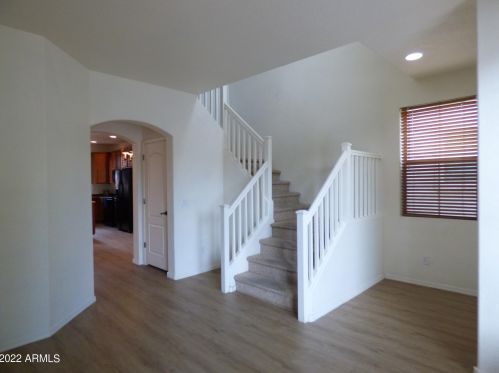 1808 Dunbar Dr, Phoenix AZ  85042-5799 exterior