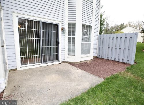 5 Aldgate Ct, Princeton NJ exterior