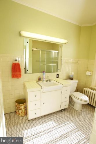 223 Washington St, Huntingdon PA 16652-1525 exterior