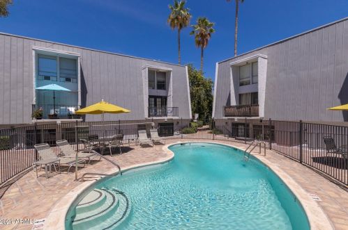 3416 44th St, Phoenix AZ  85018-6050 exterior