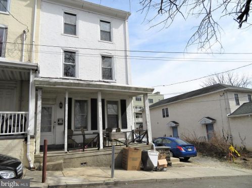 4215 Boone St, Philadelphia, PA 19128-5002