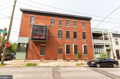 2119 Cumberland St, Philadelphia PA 19125-1717 exterior