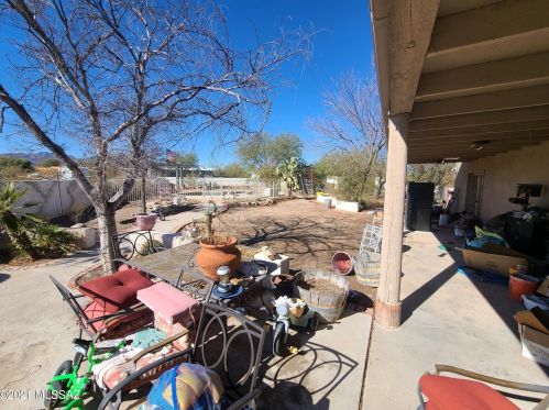 4885 Acacia Ln, Tucson AZ exterior