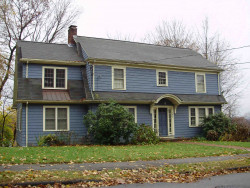 194 Bellevue St, Newton, MA 02458-1813