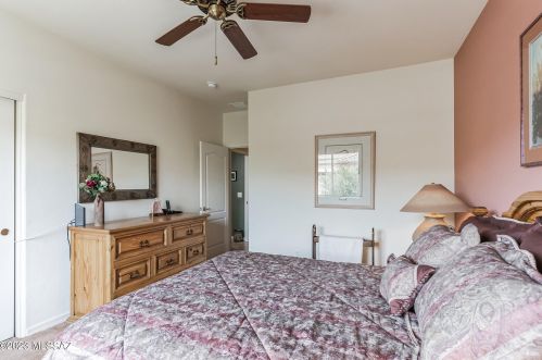 525 Aspenwood St, Green Valley AZ 85614-5976 exterior