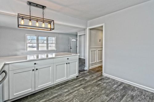 46 Cooper Ave, Wallingford CT  06492-3956 exterior