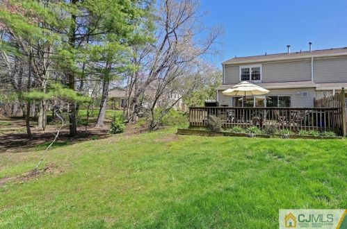 137 Archery Ct, Old Bridge NJ 08857-3227 exterior