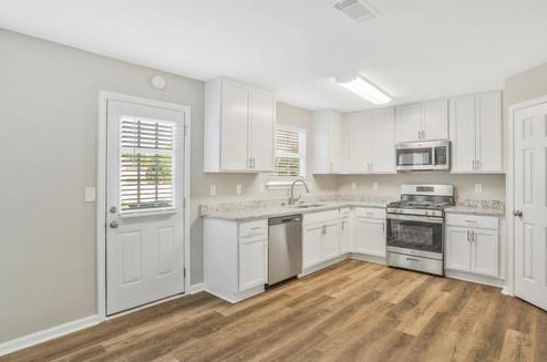 1378 Kala Dr, Lithonia GA  30058-3247 exterior