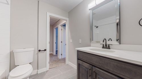 2501 Arc St, Saint Paul MN 55109-1918 exterior