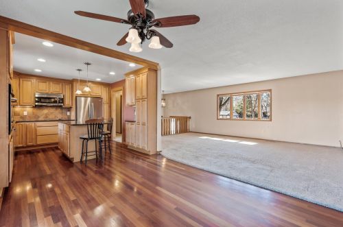 415 Brk Ave, Saint Paul MN 55109-2014 exterior