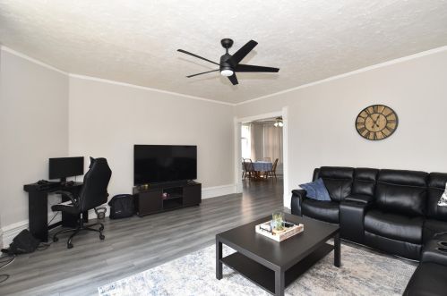 2153 Allis St, Milwaukee WI  53207-1343 exterior