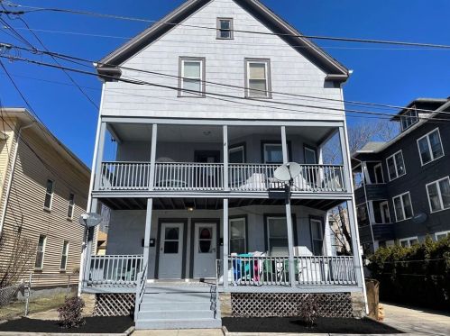 67 Phebe St, Woonsocket, RI 02895-1118