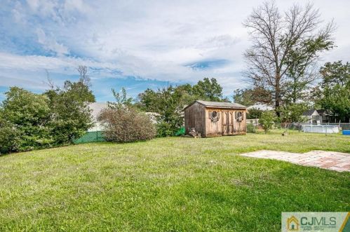 237 Loring Ave, Edison NJ exterior