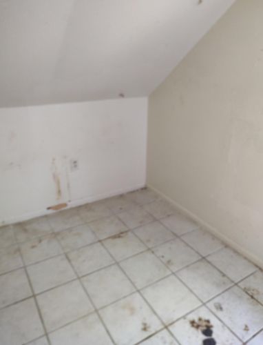 3206 Fairmount Ave, Milwaukee WI  53209-5446 exterior