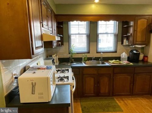 3303 Englewood St, Philadelphia PA 19149-1612 exterior