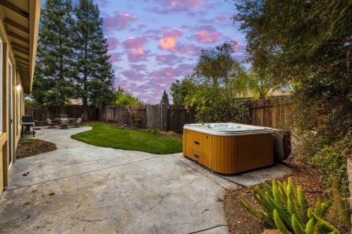 992 Glennfinnan Way, Folsom, CA 95630-6111