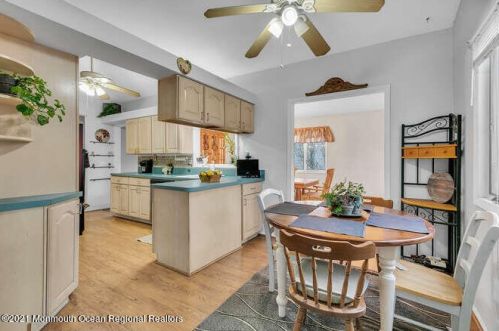 15 Mason Dr, Hazlet NJ 07730-2027 exterior