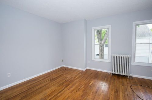 67 Orchard St, Wallingford CT 06492-4130 exterior