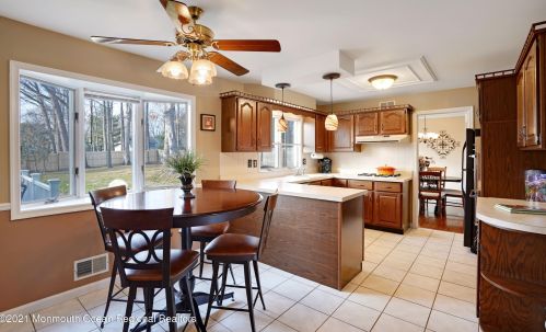 138 Lancaster Rd, East Freehold NJ 07728-3177 exterior