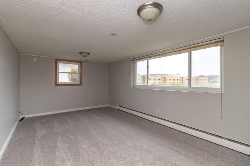 156 Spruce St, South Saint Paul MN 55075-3443 exterior