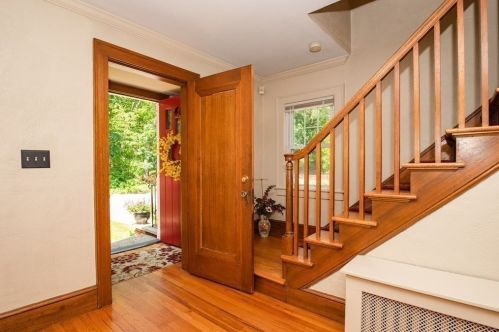 40 Colfax St, Springfield, MA 01104-1823