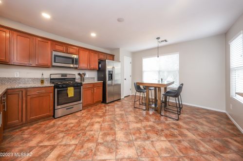 8446 Ramona Madera Ln, Tucson AZ  85747-5711 exterior