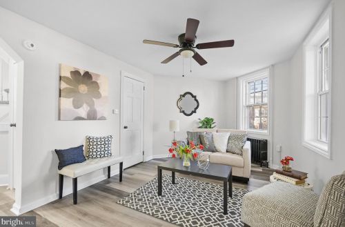 2749 Constitution Rd, Camden NJ  08104-2913 exterior