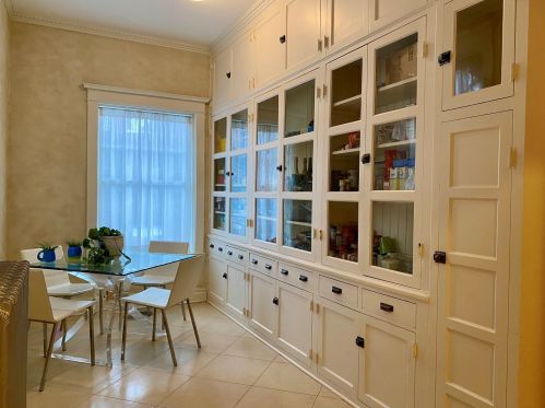 1000 48th St, Chicago IL 60615-1802 exterior