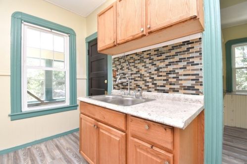 132 Alderman St, Springfield MA 01108-2121 exterior