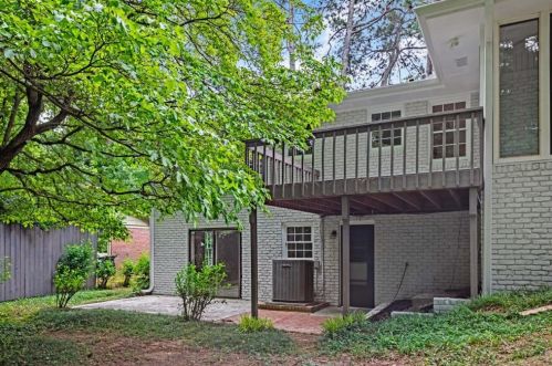 4831 Cambridge Dr, Atlanta GA  30338-5005 exterior