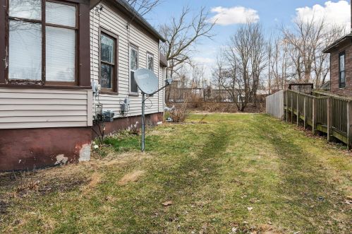 1628 Edwards St, Kalamazoo MI 49007-1833 exterior