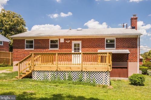 4706 Creek Shore Dr, Rockville MD  20852-2407 exterior