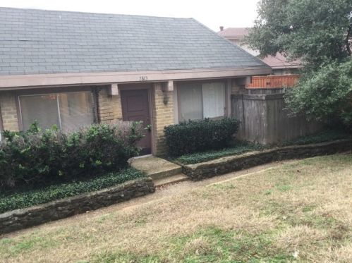 2613 Amherst Ct, Irving TX  75038-5635 exterior
