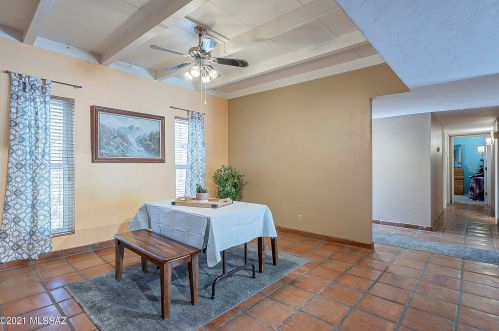 5960 Escondido Ln, Tucson AZ 85704-2815 exterior