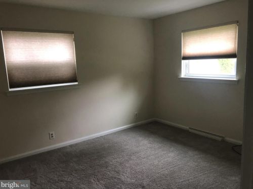 2084 Williamsburg Rd, Huntingdon Valley PA  19006-6757 exterior