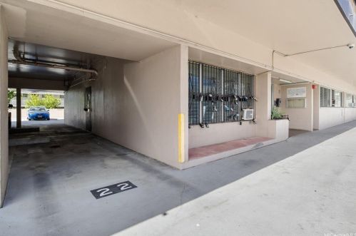 775 Kinalau Pl, Honolulu HI  96813-2612 exterior