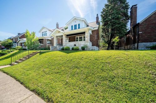 6134 Tennessee Ave, Saint Louis, MO 63111-2323