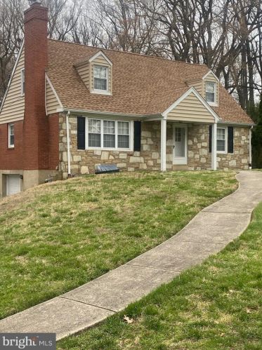 273 Stahl Rd, Huntingdon Valley, PA 19006-6523