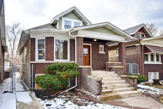 1534 Latrobe Ave, Chicago, IL 60651-1409