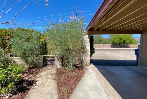 6126 14 St, Tucson AZ 85711-4215 exterior