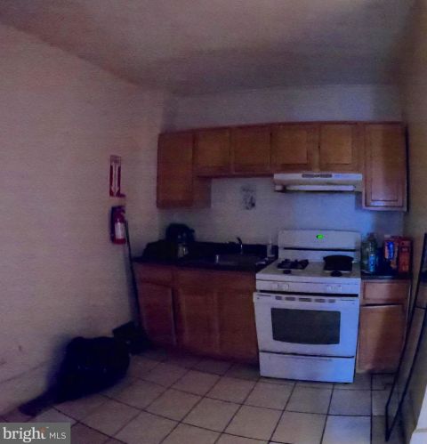 220 Hanover St, Trenton NJ exterior