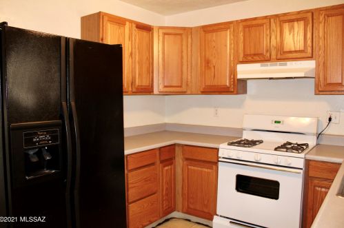 3118 23rd St, Tucson, AZ 85713-2259