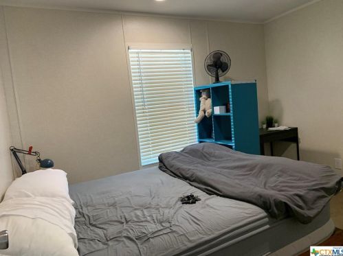 676 Henderson Dr, Spring Branch TX 78070-4032 exterior