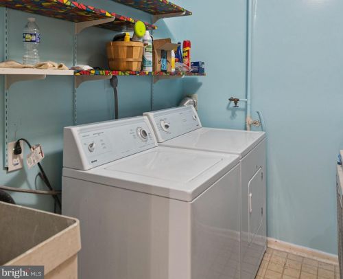 2014 Dundee Rd, Rockville MD exterior