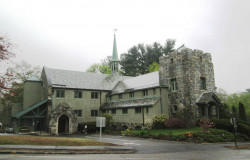 14 Collins Rd, Newton, MA 02468-2298