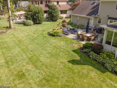 1019 Smt Ave, Westfield NJ 07090-3221 exterior