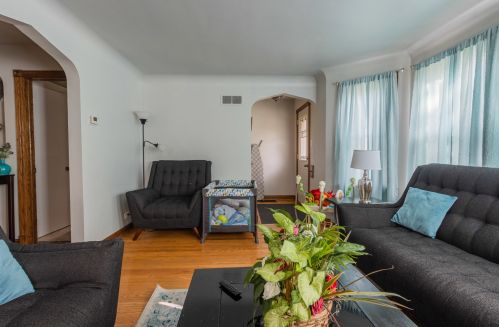 6424 Keeler Ave, Chicago IL 60652-3614 exterior