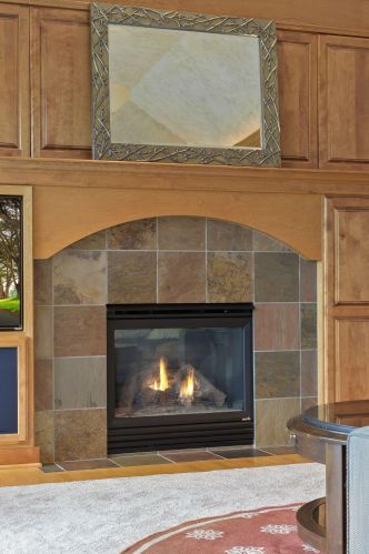 1676 Isabella Pkwy, Chaska MN 55318-3214 exterior