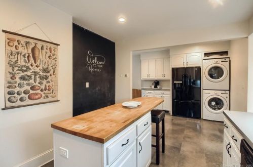 108 Main St, Hartford CT 06103-0012 exterior