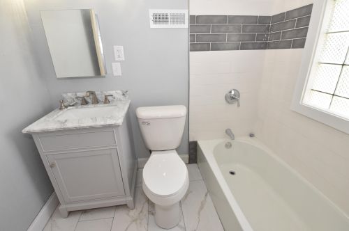 1939 18th St, Milwaukee WI  53205-1646 exterior